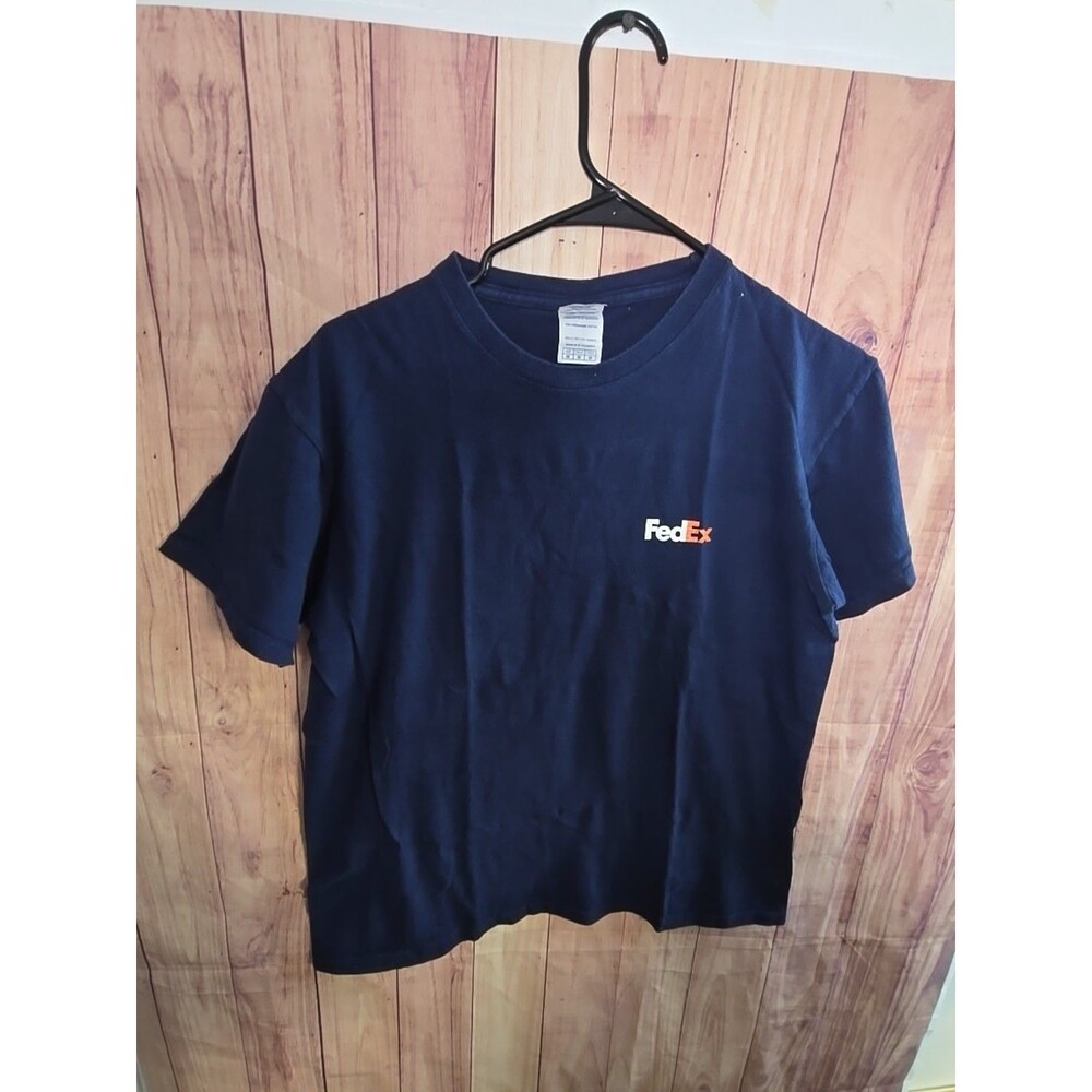 fedex shirt Size Medium